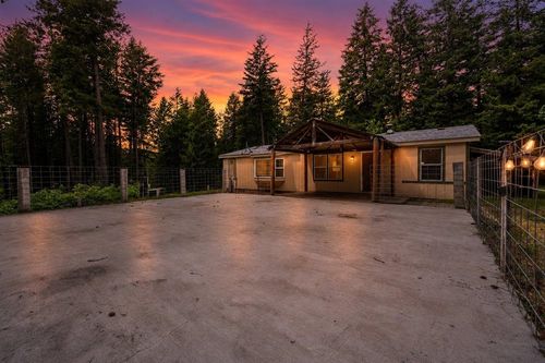 14611 Mountain View Ln, Newman Lake, WA, 99025-7424 | Card Image