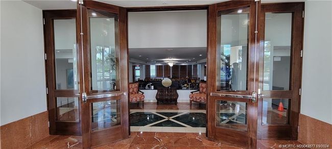 APT-303 - 8600 Ocean Dr, Condo with 3 bedrooms, 3 bathrooms and null parking in Jensen Beach FL | Image 29
