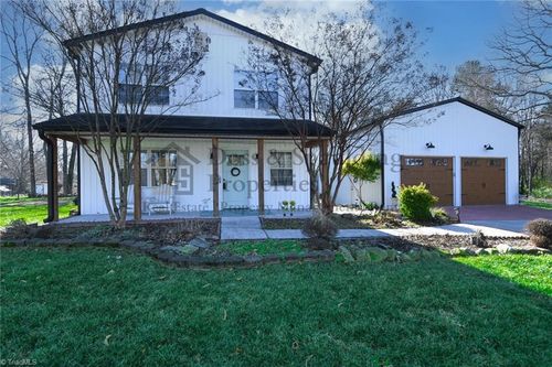 312 Ray Lanning Rd, Winston Salem, NC, 27107-9652 | Card Image