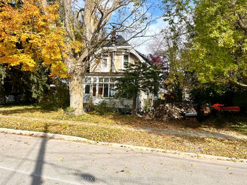 17 Jessie St, Ripley, ON, N0G2R0 | Card Image