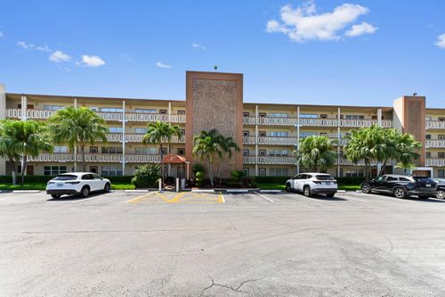 1010-1010 Newcastle A, Boca Raton, FL, 33434 | Card Image
