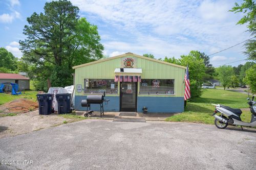 10011 Highway 114 W, Scotts Hill, TN, 38374-6003 | Card Image