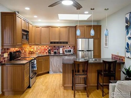 611 Cascade Ave, Boulder, CO, 80302-7427 | Card Image