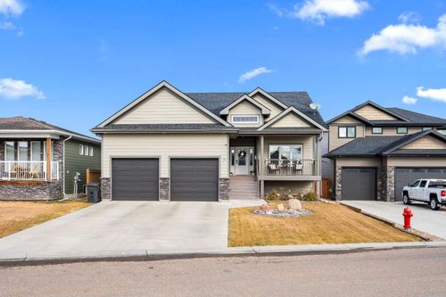 19-2715 73 Ave, Lloydminster, AB, T9V3L7 | Card Image