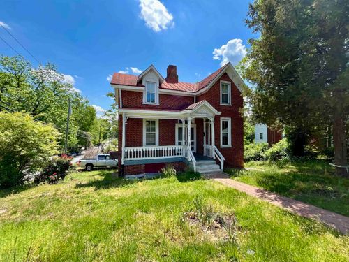 500 Ridge St, CHARLOTTESVILLE, VA, 22902-5558 | Card Image
