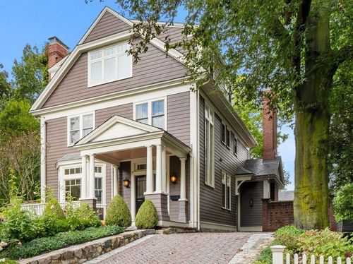 36 Allerton St, Brookline, MA, 02445-7726 | Card Image