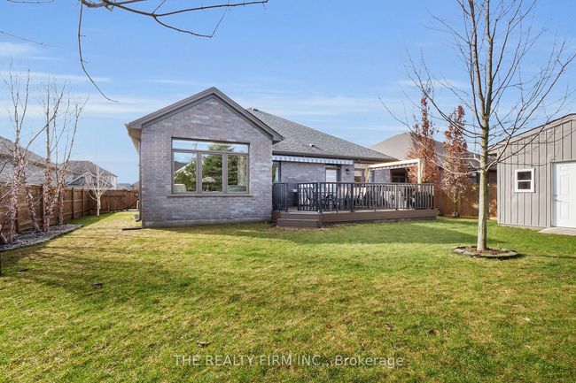 15 Mayapple Cres, House other with 5 bedrooms, 3 bathrooms and 4 parking in Ilderton ON | Image 48