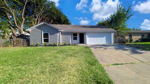 1324 Limerick Drive, Fort Worth, TX, 76134 | Card Image
