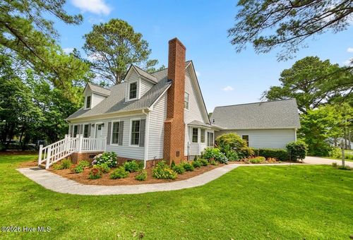 2211 Kathleen Dr, Greenville, NC, 27858-9579 | Card Image