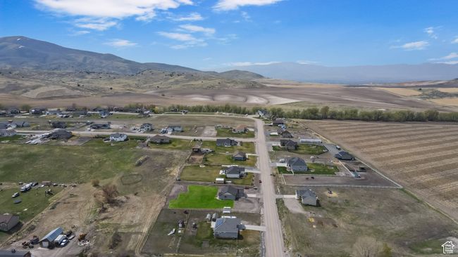 8050 W 1900 N, House other with 3 bedrooms, 2 bathrooms and 2 parking in Mendon UT | Image 29