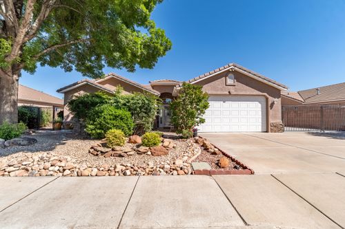 249 E Canterwood Dr, Washington, UT, 84780-2173 | Card Image