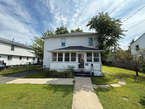 137 Cobb St, Springfield, MA, 01119-1023 | Card Image
