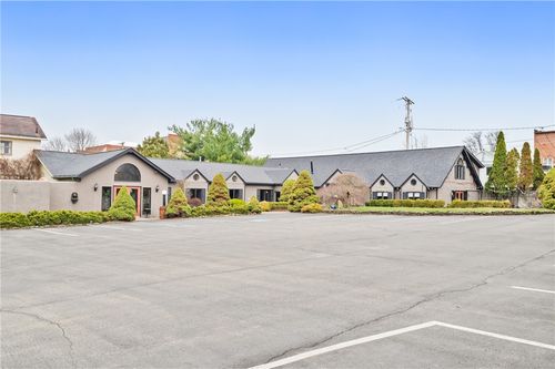 181 E Brown St, Blairsville, PA, 15717-1487 | Card Image