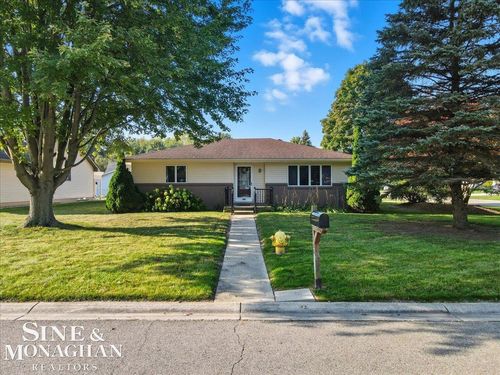 585 Aspen Way, East China, MI, 48054-4703 | Card Image