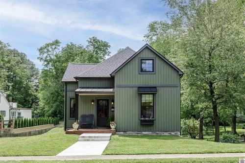 811 Olive St, Murray, KY, 42071-1925 | Card Image