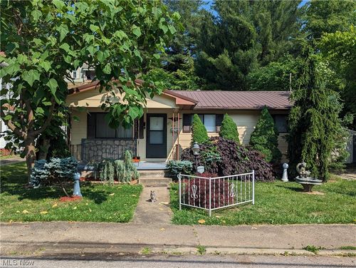 518 Church St, Spencer, WV, 25276-1820 | Card Image