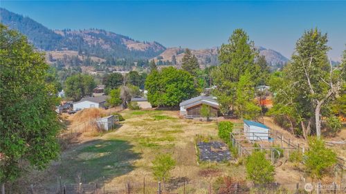 1211 Hughes Ln, Twisp, WA, 98856-5807 | Card Image