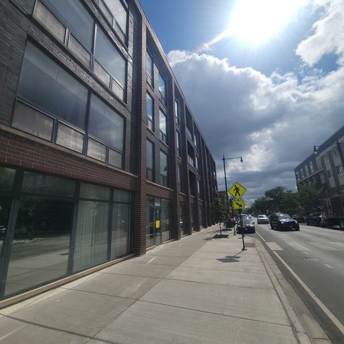 3069 N Milwaukee Ave, Chicago, IL, 60618-6621 | Card Image