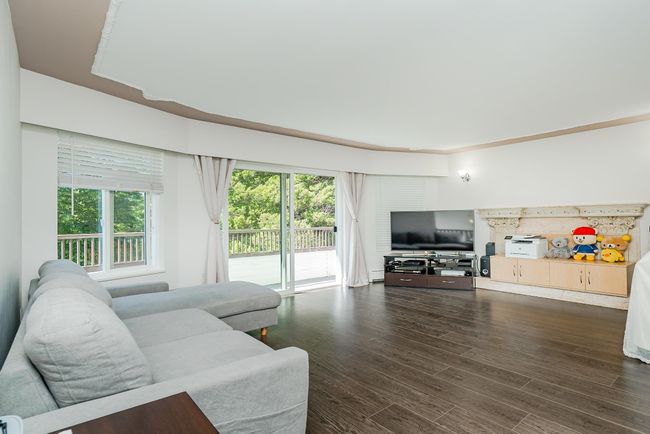 6074 Sherbrooke St, House other with 6 bedrooms, 4 bathrooms and 2 parking in Vancouver BC | Image 4