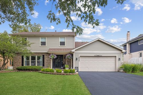 8425 Creekside Ln, Darien, IL, 60561-5350 | Card Image