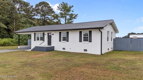 1205 Lane Rd, Stantonsburg, NC, 27883-9064 | Card Image