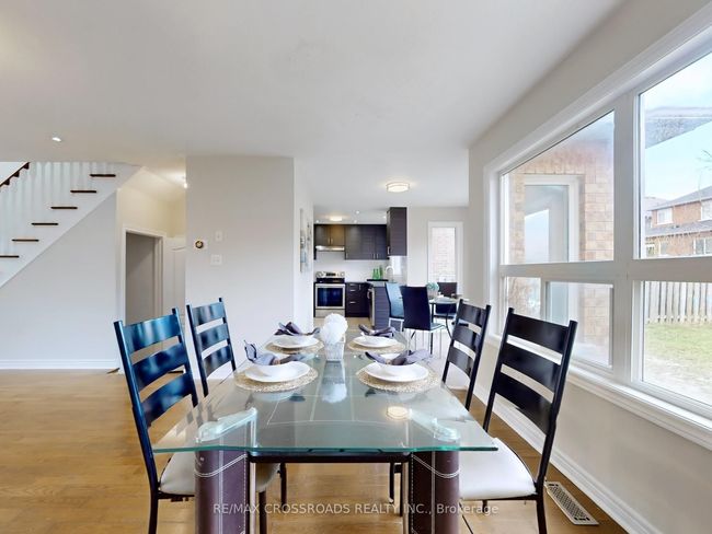 1311 Weller Cross, House other with 3 bedrooms, 2 bathrooms and 1 parking in Milton ON | Image 11