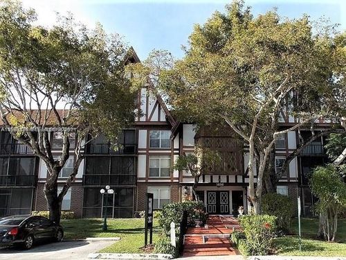 3a-3690 Inverrary Dr, Lauderhill, FL, 33319-5930 | Card Image