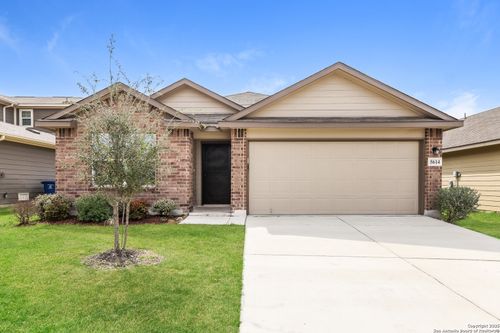 5614 Medina Farm, San Antonio, TX, 78222-3481 | Card Image