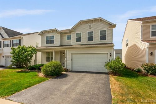 045-5734 Oak Ridge Way, Lisle, IL, 60532-0425 | Card Image