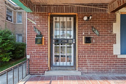 1938 Calvert St, Detroit, MI, 48206-1530 | Card Image