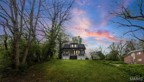 30 Creston Dr, Belleville, IL, 62223-1240 | Card Image