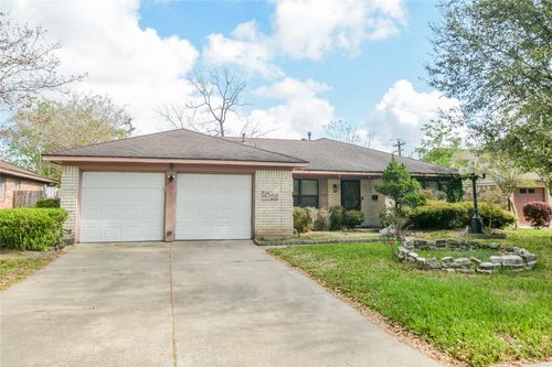 1022 Saddle Rock Dr, Houston, TX, 77088-3500 | Card Image
