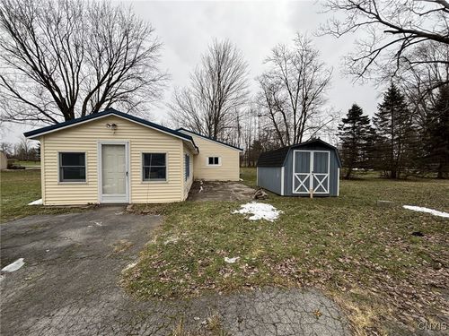 7458 Surbrook Rd, Lysander, NY, 13027-9441 | Card Image