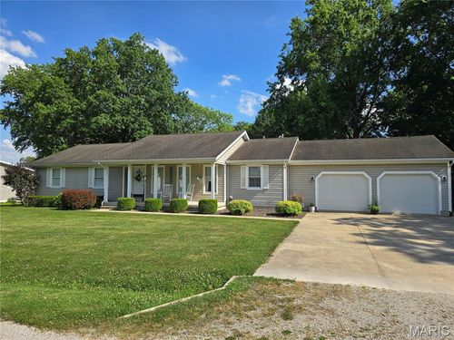 310 E 1st St, Ramsey, IL, 62080-2034 | Card Image