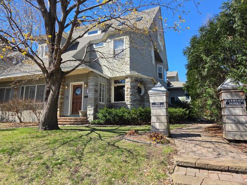 apt-5-2212 Fremont Ave S, Minneapolis, MN, 55405-2670 | Card Image