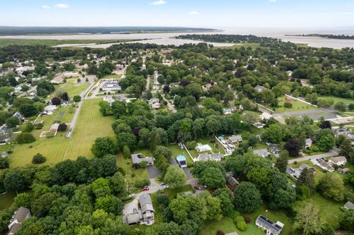 24 Cottage Pl, Old Saybrook, CT, 06475-2203 | Card Image