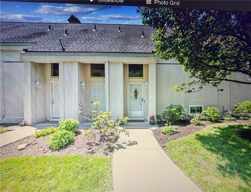 8 Ridgemead Fields Dr, Verona, PA, 15147-3848 | Card Image