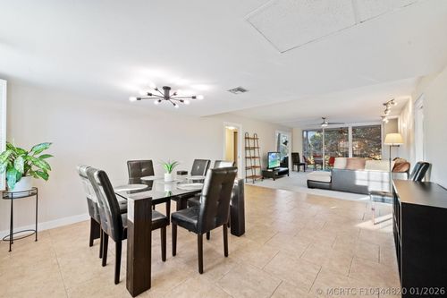 310-3900 Oaks Clubhouse Dr, Pompano Beach, FL, 33069-3655 | Card Image