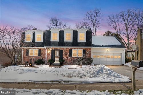 5262 Pumphrey Dr, FAIRFAX, VA, 22032-2629 | Card Image