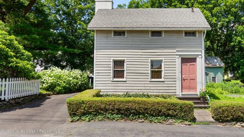 7 Paul Ave, Hudson, NY, 12534-2612 | Card Image