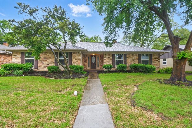 7716 La Risa Dr, House other with 4 bedrooms, 4 bathrooms and null parking in Dallas TX | Image 33
