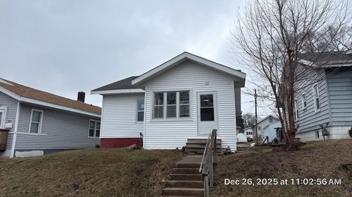 1617 5th St, Rock Island, IL, 61201-3208 | Card Image