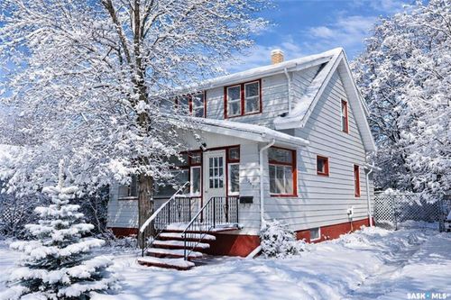 1357 Elphinstone St, Regina, SK, S4T3M5 | Card Image