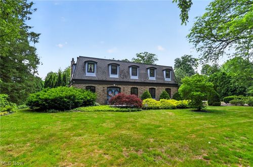 3875 Fairway Dr, Canfield, OH, 44406-9054 | Card Image