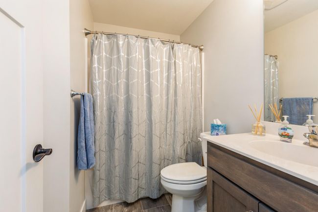 Amazing full second bathroom | Image 22
