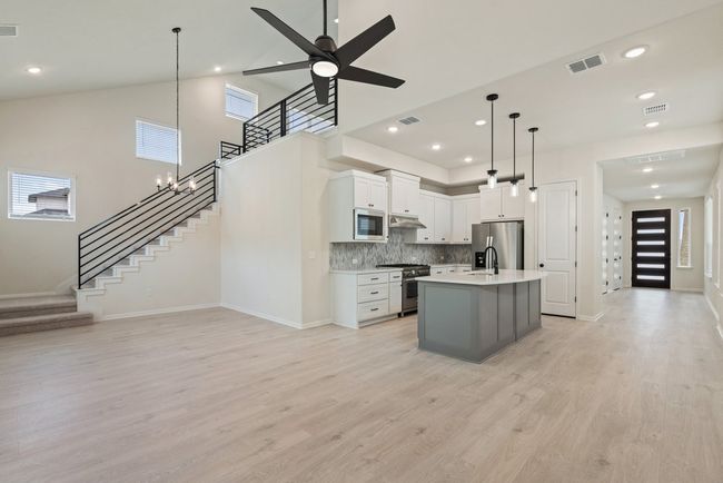 2008 Kit Cir, House other with 4 bedrooms, 3 bathrooms and 2 parking in Austin TX | Image 6