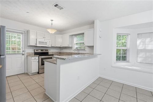 6427 Wellington Chase Ct, Lithonia, GA, 30058-6493 | Card Image