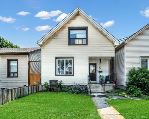 22 Harvey St, Hamilton, ON, L8L2L8 | Card Image