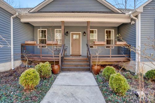 3327 Greenville Hwy, Flat Rock, NC, 28731-9588 | Card Image