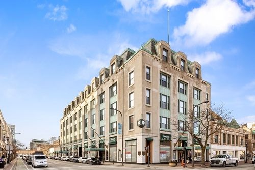 211-807 Church St, Evanston, IL, 60201-3700 | Card Image